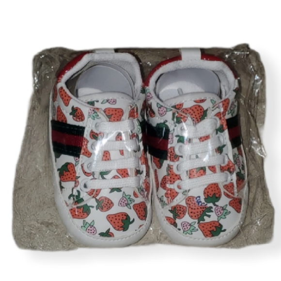 WHITE STRAWBERRY BABY / TODDLER SNEAKERS - Picture 3 of 3